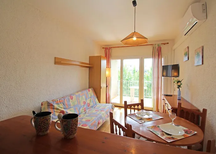 Basic Comfort Poblat Tipic 0168 Lägenhet